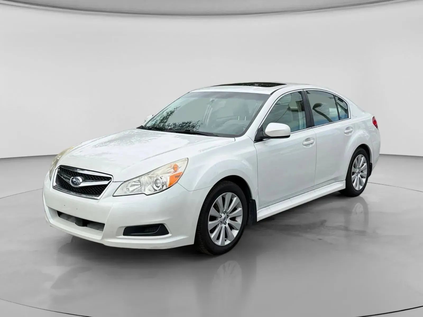 Used 2011 Subaru Legacy 2.5i Limited AWD/4WD image 1