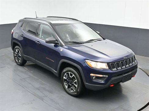 Used 2019 Jeep Compass Trailhawk image 28