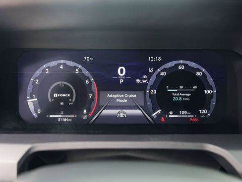 Used 2024 Toyota Tacoma Limited w/ Limited Package (LT) AWD/4WD image 14