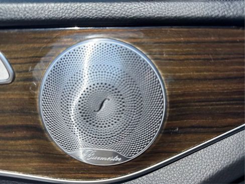 Used 2018 Mercedes-Benz C 300 4MATIC Sedan image 38