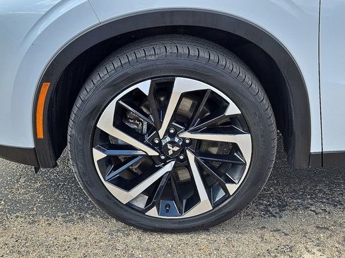 Used 2023 Mitsubishi Outlander SE image 11