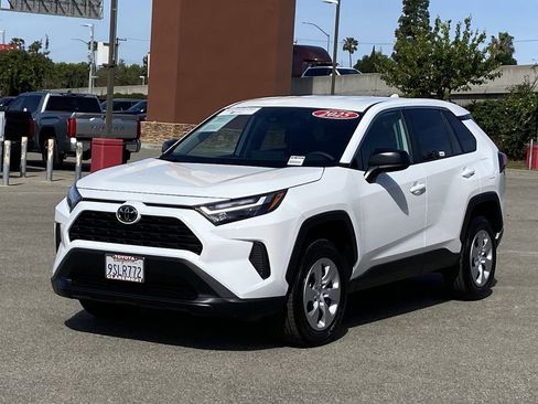 Certified 2025 Toyota RAV4 LE image 38