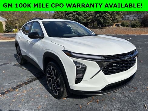 Certified 2026 Chevrolet Trax RS w/ Sunroof Package image 11