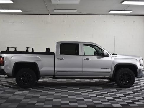 Used 2018 GMC Sierra 1500 SLT w/ SLT Premium Package AWD/4WD image 7