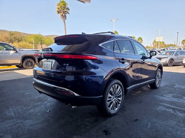 Used 2024 Toyota Venza XLE AWD/4WD image 6