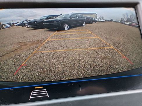 Used 2020 Chevrolet Equinox LT image 23