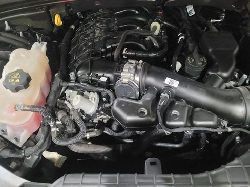 Used 2023 Jeep Grand Cherokee L Laredo image 30