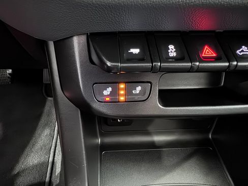 Certified 2022 Chevrolet Colorado Z71 AWD/4WD image 22