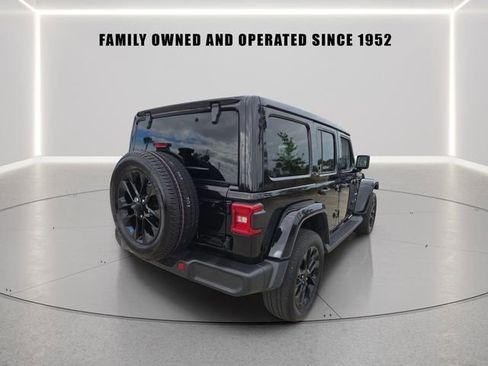 Used 2023 Jeep Wrangler Unlimited Sahara w/ Cold Weather Group image 3