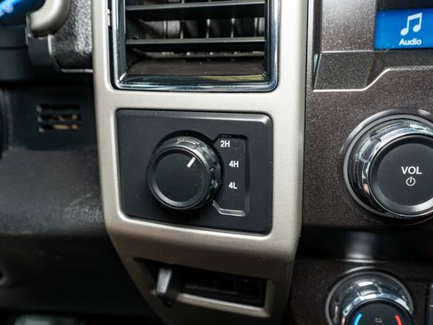 Used 2019 Ford F250 Lariat image 21