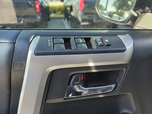 Used 2022 Toyota 4Runner SR5 Premium w/ Moonroof Package image 8