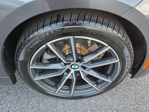 Used 2022 BMW 330i Sedan w/ Driving Assistance Package RWD image 11