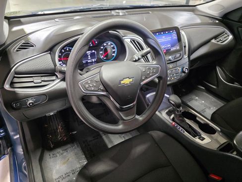 Used 2024 Chevrolet Malibu LT image 24