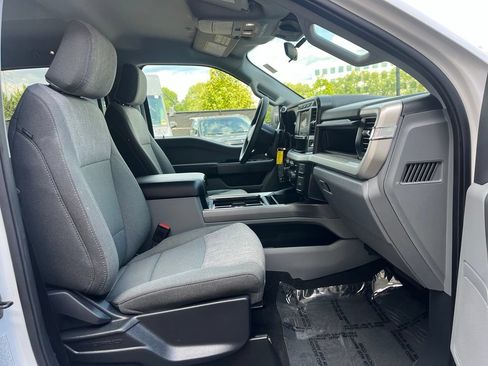Used 2024 Ford F350 XLT w/ FX4 Off-Road Package AWD/4WD image 17