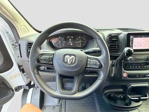 Used 2025 RAM ProMaster 3500 w/ Convenience Group FWD image 11