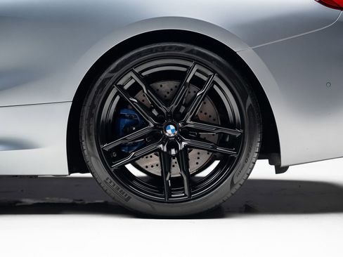 Used 2022 BMW M8 Competition w/ M Carbon Exterior Package AWD/4WD image 23