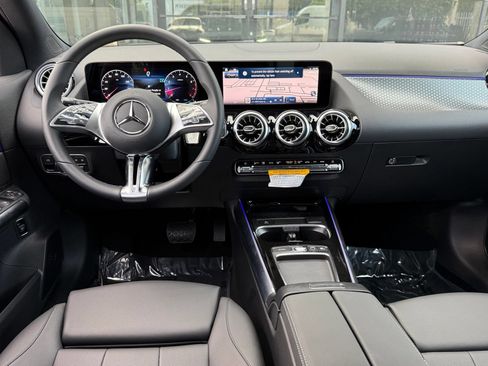 Used 2025 Mercedes-Benz GLA 250 image 38