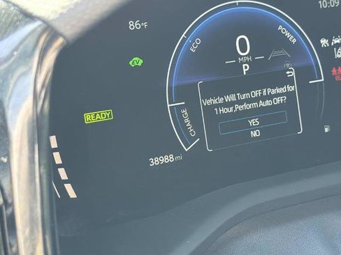 Used 2025 Toyota Camry SE w/ Convenience Package FWD image 25