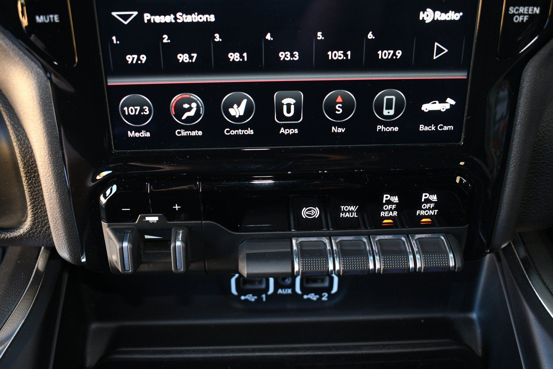 Used 2020 RAM 2500 Laramie w/ Night Edition AWD/4WD image 37