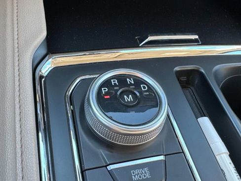 Used 2024 Ford Expedition Max XLT image 37