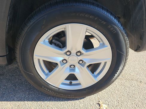 Used 2022 Jeep Compass Latitude w/ Convenience Group image 32