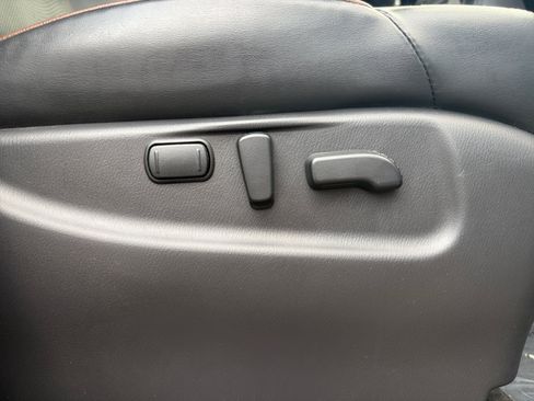 Used 2020 Nissan Armada Platinum w/ Captain's Chairs Package AWD/4WD image 32