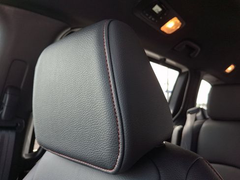 Used 2025 Honda Odyssey Sport-L image 13
