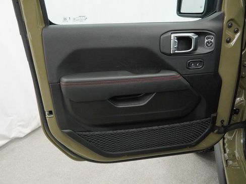 New 2026 Jeep Wrangler Unlimited Rubicon 392 image 28