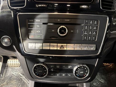 Used 2019 Mercedes-Benz GLE 43 AMG 4MATIC image 10