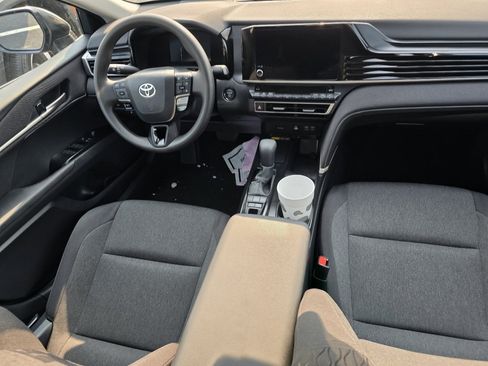 Used 2026 Toyota Camry LE FWD image 15