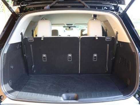 Certified 2025 Nissan Pathfinder SL AWD/4WD image 7