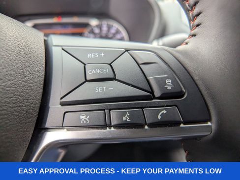 Used 2025 Nissan Sentra SR FWD image 33