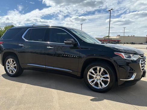 Used 2018 Chevrolet Traverse High Country AWD/4WD image 24