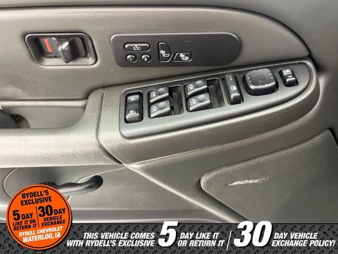 Used 2004 Chevrolet Silverado 2500 LT AWD/4WD image 25
