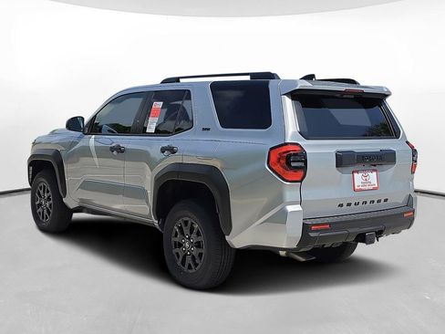 New 2026 Toyota 4Runner SR5 AWD/4WD image 6