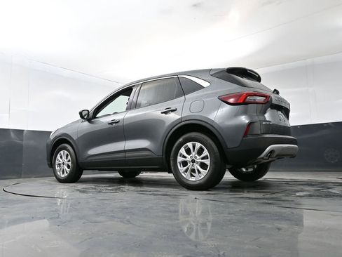 Used 2023 Ford Escape Active AWD/4WD image 21