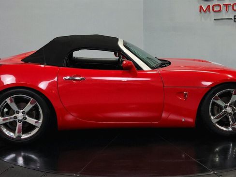Used 2008 Pontiac Solstice GXP w/ Premium Package RWD image 22
