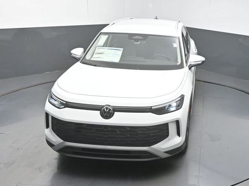 New 2026 Volkswagen Tiguan S FWD image 43