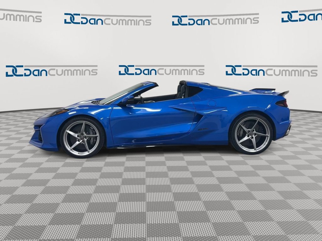 Used 2025 Chevrolet Corvette E-Ray AWD/4WD image 5