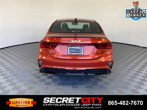 Used 2022 Kia Forte GT-Line w/ GT-Line Premium Package FWD image 6