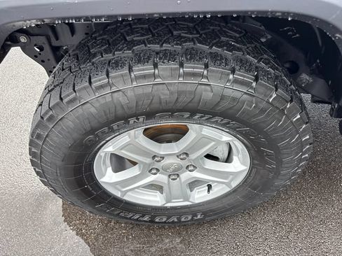 Used 2021 Jeep Wrangler Unlimited Sport AWD/4WD image 31
