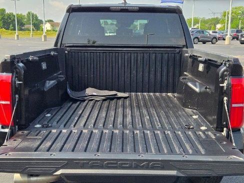Used 2024 Toyota Tacoma TRD Off-Road AWD/4WD image 14