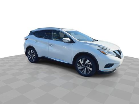 Used 2018 Nissan Murano Platinum w/ Cargo Package FWD image 2