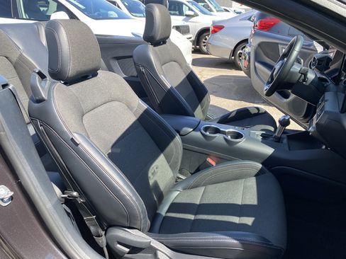 Used 2024 Ford Mustang Convertible RWD image 20