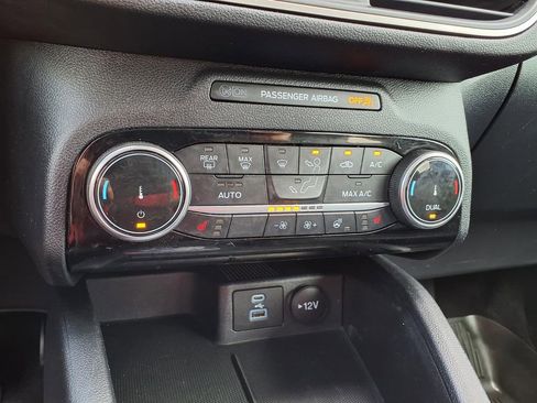 Used 2022 Ford Escape SEL FWD image 27