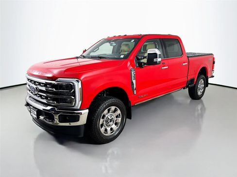 Used 2026 Ford F350 Lariat w/ Lariat Ultimate Package image 4