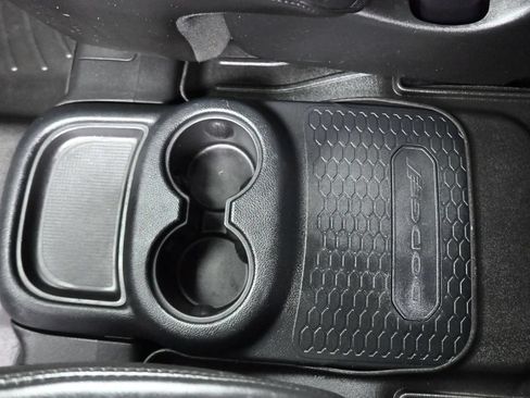 Used 2020 Dodge Durango R/T w/ Blacktop Package AWD/4WD image 32