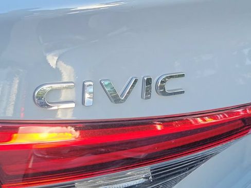 Used 2024 Honda Civic EX image 5