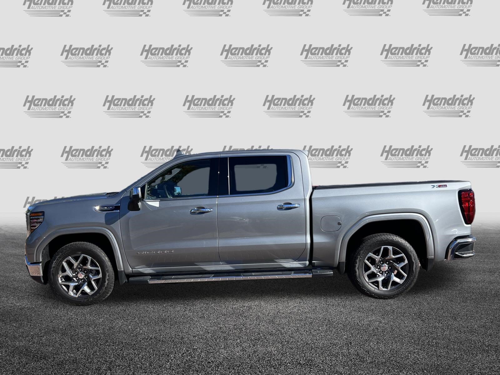 Used 2024 GMC Sierra 1500 SLT w/ SLT Premium Plus Package AWD/4WD image 7