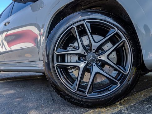 Used 2024 Mercedes-Benz GLE 53 AMG 4MATIC image 31